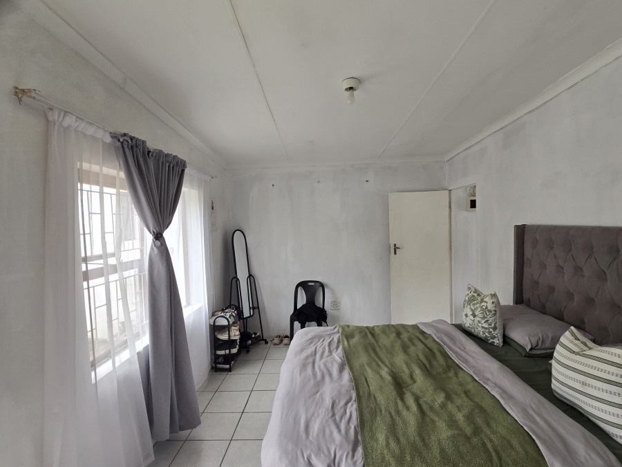 10 Bedroom Property for Sale in West Bank Eastern Cape